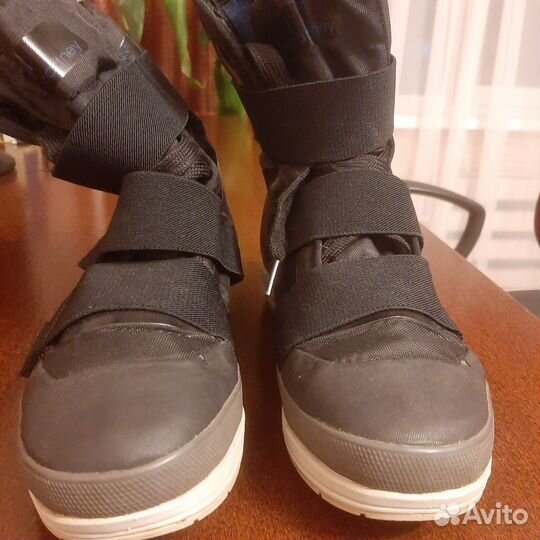 Ботинки женские 39 размер