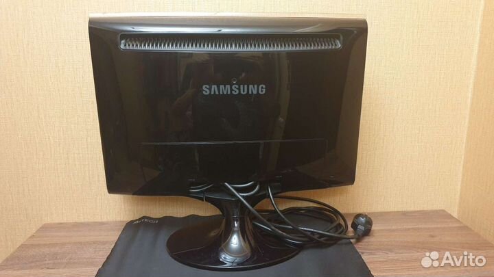 Монитор Samsung Syncmaster T190 19 дюймов