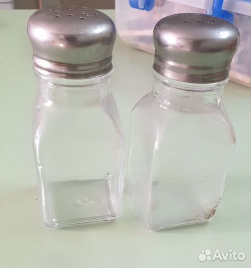 Солонка и перечница