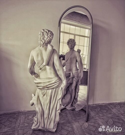 Ростовое зеркало в металлической раме