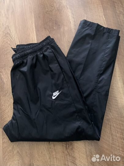 Нейлоновые штаны nike новые