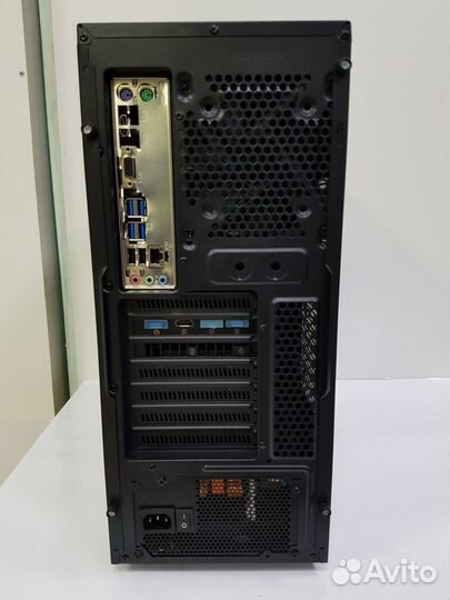 Компьютер AMD Ryzen 7 5800X 3.8 GHz/8core/16Gb RAM