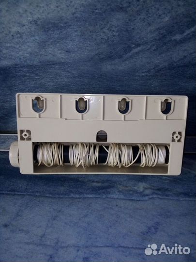 Сушилка для белья в ванную настенная