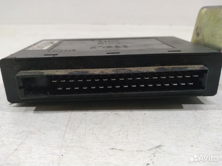 Блок управления стеклоподъемниками Geely Emgrand