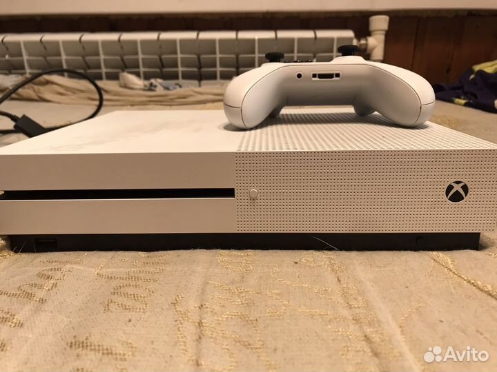 Xbox One s