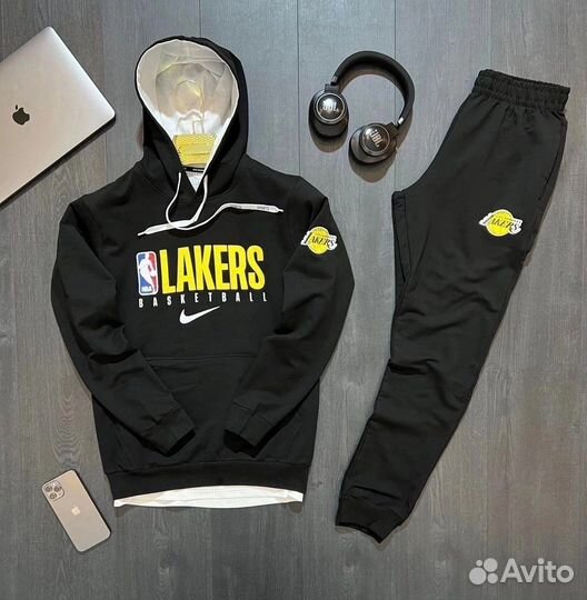 Костюм Lakers