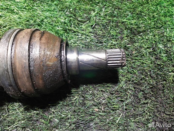 Полуось передняя правая Opel Astra H