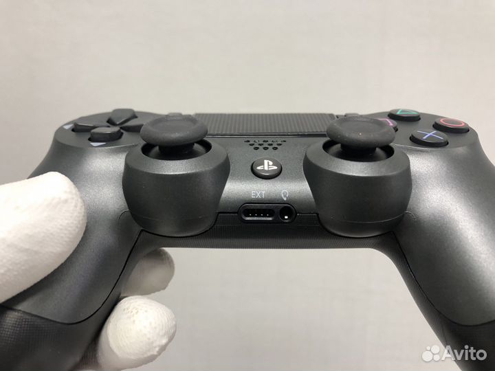 Джостик ps4 dualshock 4