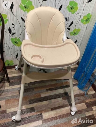 Стульчик для кормления новый