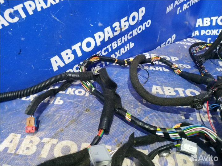 Проводка салона Ваз Лада Веста Кросс седан H4MD429