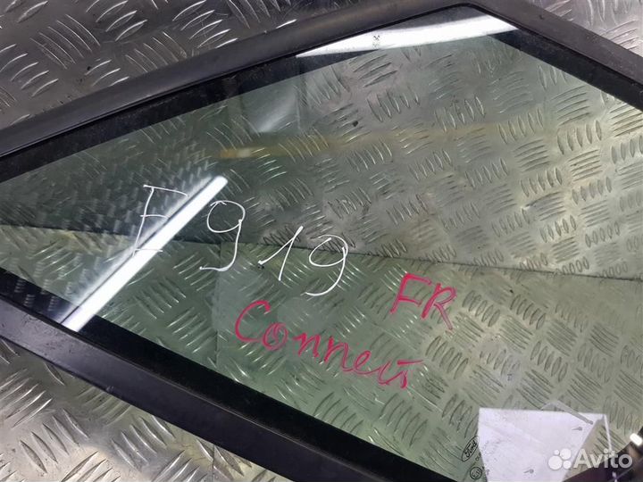 Форточка передняя правая форд Connect