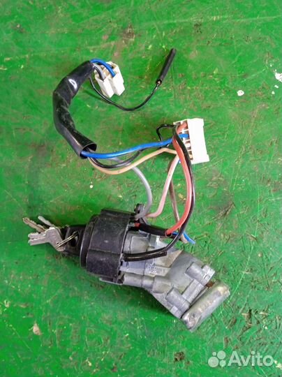 Замок капота ваз 1111 Ока