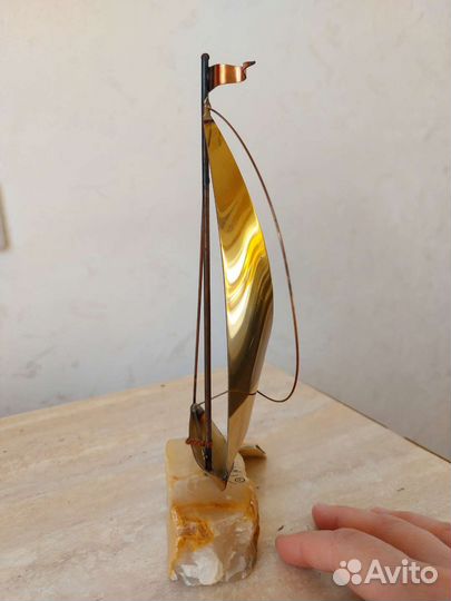 Скульптура Яхта Корабль Парусник Америка 1975