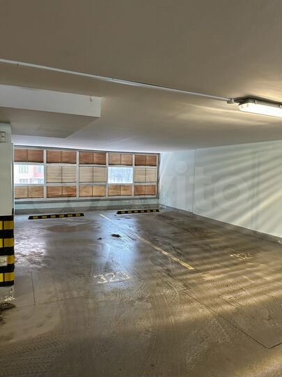 Машиноместо, 20 м²