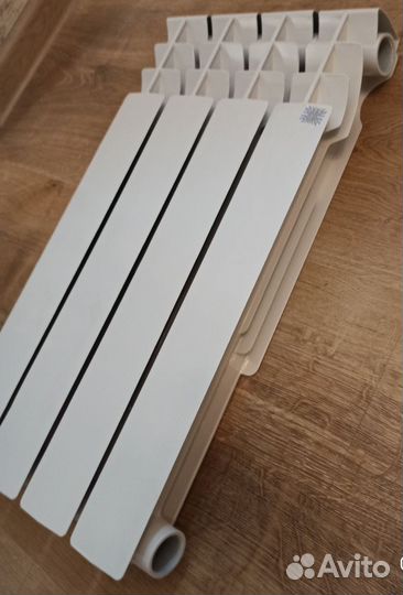 Биметаллический радиатор 4 секции
