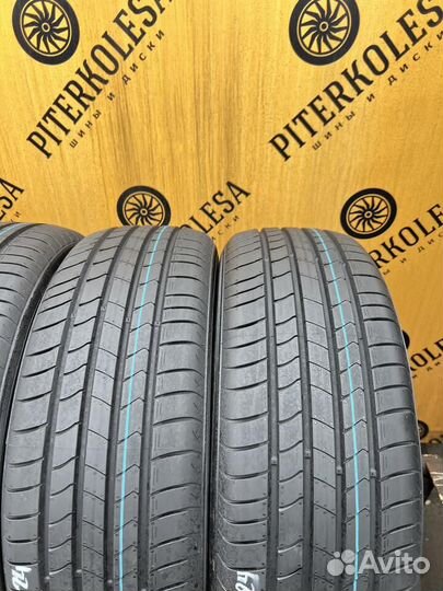 Kumho Ecsta HS51 215/60 R17 96H