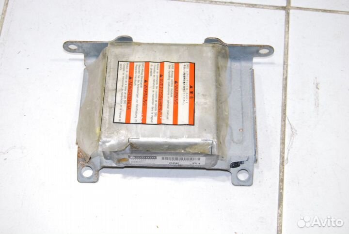 Блок SRS Subaru Outback BH 2.5 2000