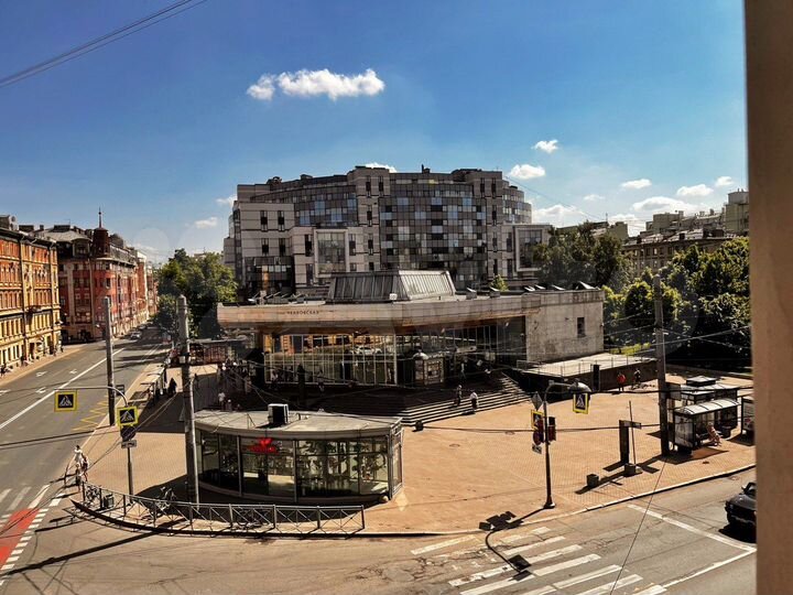 3-к. квартира, 99,3 м², 3/5 эт.