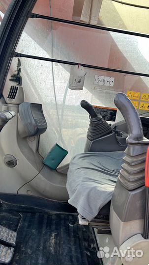 Гусеничный экскаватор Hitachi ZX330LC-3, 2006