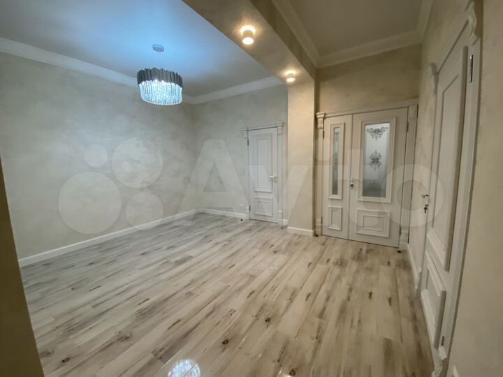 2-к. квартира, 86 м², 6/10 эт.