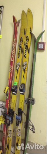 Комплект горные лыжи с ботинками