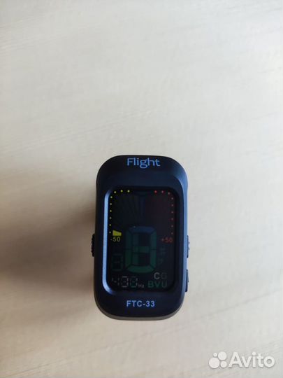 Тюнер для настройки гитары