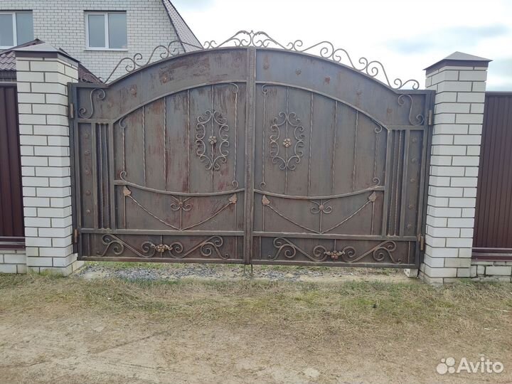 Ворота для частного дома