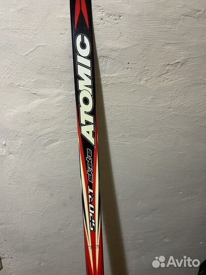Беговые лыжи atomic
