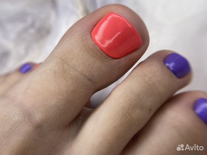 Модель на педикюр