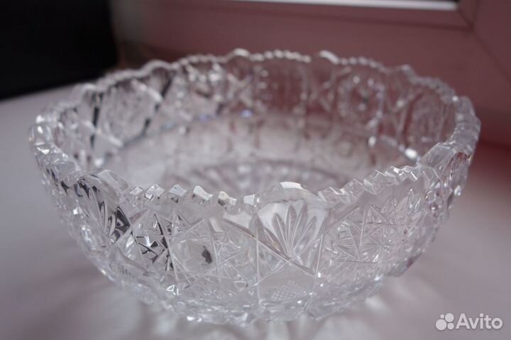 Хрустальная ваза