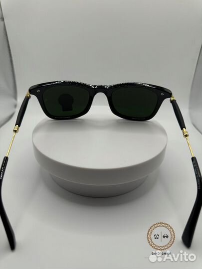 Солнцезащитные очки Ray Ban Chris