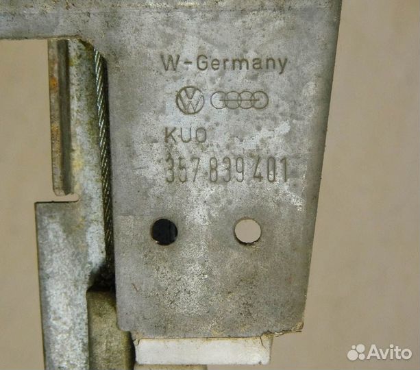 Стеклоподъемник задний левый VW Passat B3