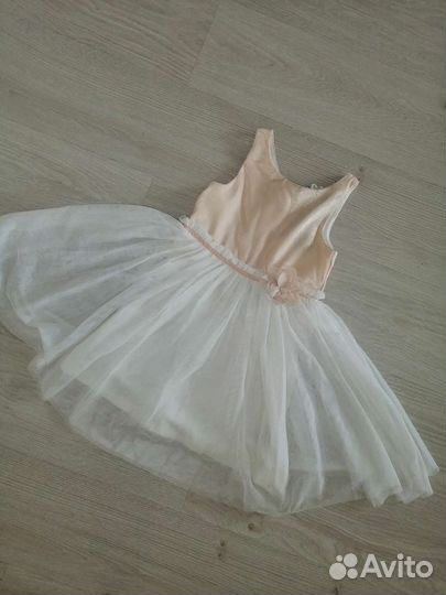 Платье H&M для девочки 122 128