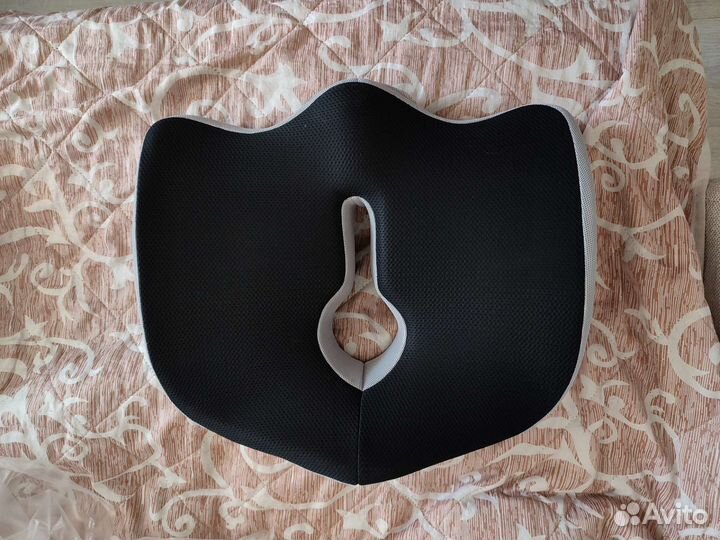 Подушка ортопедическая на сиденье 