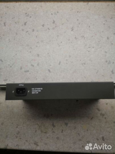 Коммутатор D-Link DES-1024A