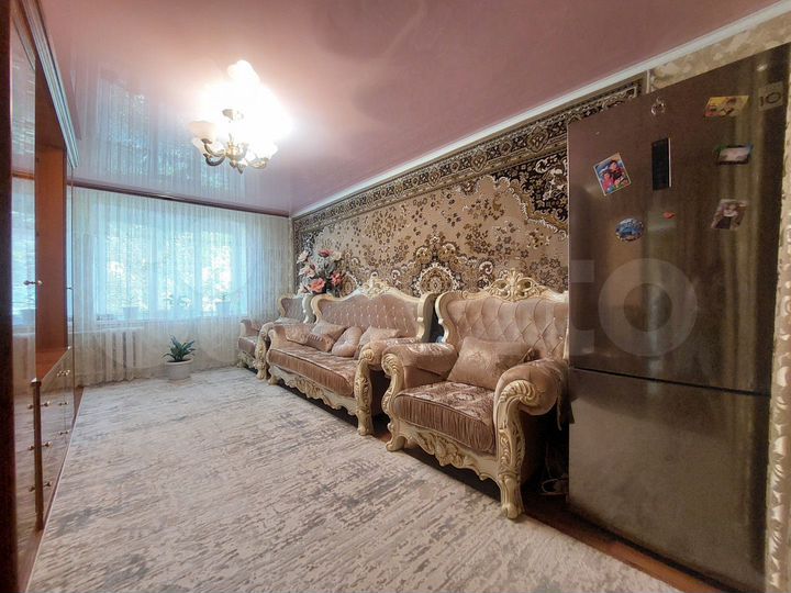 3-к. квартира, 54 м², 3/5 эт.