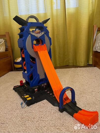 Гоночный трек hot wheels