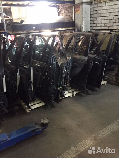 Задняя Дверь Range Rover Vogue