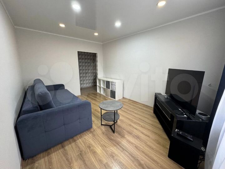 2-к. квартира, 42,7 м², 2/3 эт.