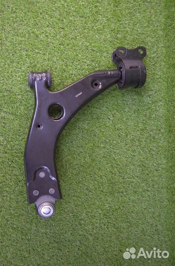 Рычаг передний правый Ford Focus 2 (21мм)