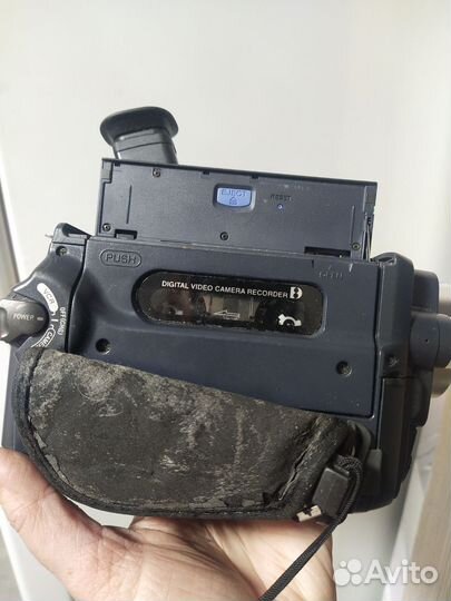 Видеокамера sony кассетная