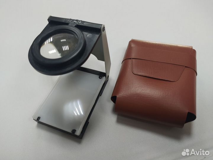 Лупа для просмотра пленки, СССР в чехле