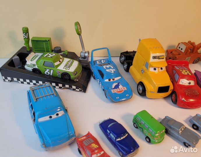 Тачки McDonalds disney Машинки тачки Хеппи мил