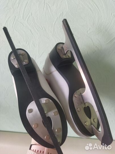 Коньки фигурные