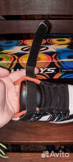 Роликовые кроссовки heelys