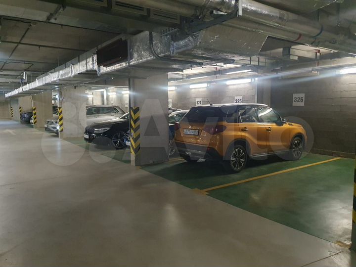 Машиноместо