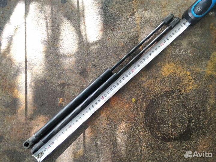 Honda Pilot 2 газлифт заднего стекла