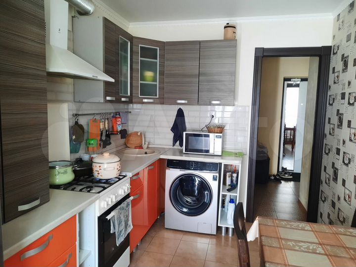 2-к. квартира, 43,8 м², 1/10 эт.