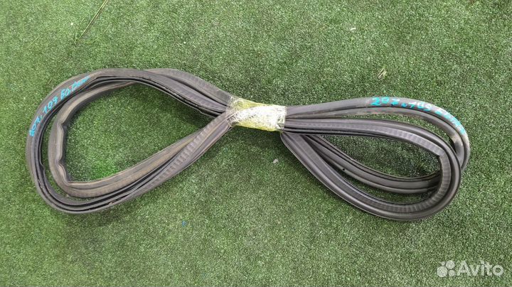 Уплотнение двери багажника Peugeot 207 EP6 2008