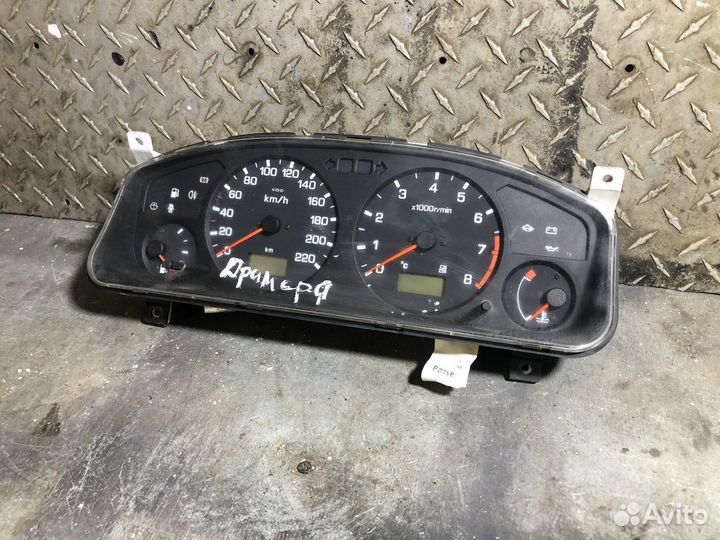 Щиток приборов Ниссан Примера
